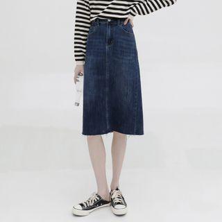 Fray Hem Straight-fit Denim Skirt
