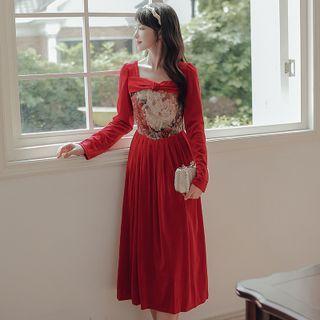 Long-sleeve Knotted Floral Print Midi A-line Dress