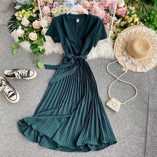 Tie-waist V-neck Pleated Dress