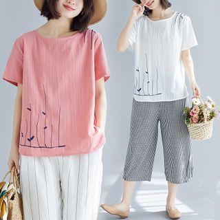 Short-sleeve Leaf Embroidered Top