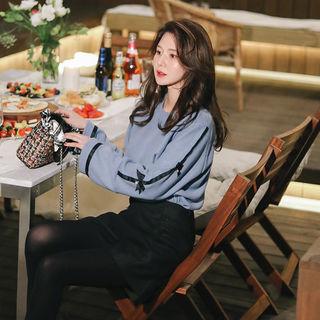 Contrast-trim Beribboned Knit Top