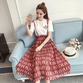 Set: Short-sleeve T-shirt + Patterned Midi Skirt