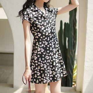 Short-sleeve Floral Print A-line Mini Shirtdress