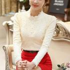 Frilled Trim Buttoned Lace Top / Fleece-lining Frilled Trim Buttoned Lace Top