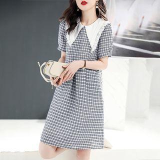 Short Sleeve Contrast Collar Plaid Shift Dress