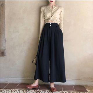 Button-down Light Knit Top / High-waist Wide-leg Crop Pants