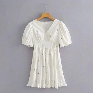 Short-sleeve Flower Embroidered Mini A-line Dress