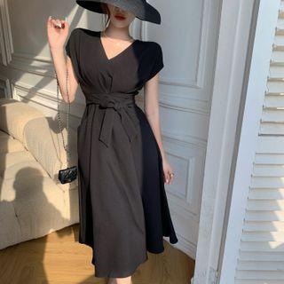 Cap Sleeve V-neck Plain Tie-waist A-line Dress