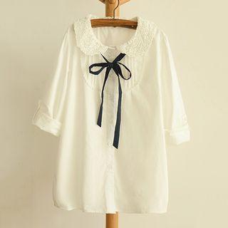 Lace Collar Long-sleeve Blouse