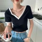 V-neck Short-sleeve Top Black - One Size