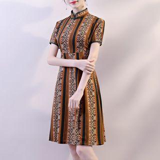 Patterned Short-sleeve A-line Qipao