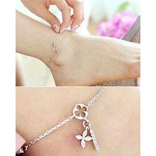 Rhinestone-pendent Anklet