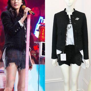 Short-sleeve T-shirt/tweed Jacket/distressed Shorts
