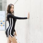 U-neck Contrast-trim Mini Dress