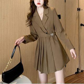 Buckled Waist Pleated Blazer Dress