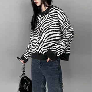 Zebra Print Sweater Zebra - Gray - One Size