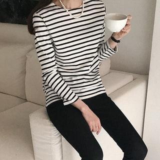 Round-neck Colored Stripe T-shirt
