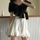 Puff-sleeve Bow Cropped Blouse / Ruffled A-line Skirt