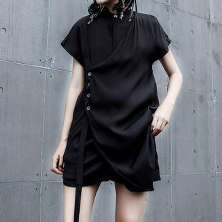 Short-sleeve Asymmetric Blouse