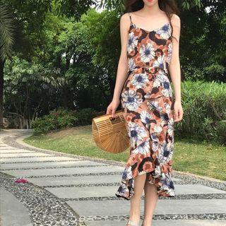 Set: Spaghetti Strap Floral Print Top + Midi Skirt
