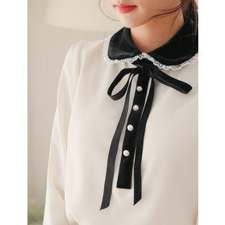 Lace-trim Velvet-collar Blouse