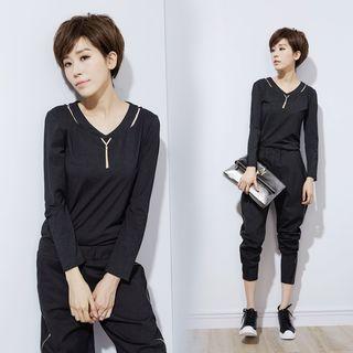 Long-sleeve Necklace-accent Top