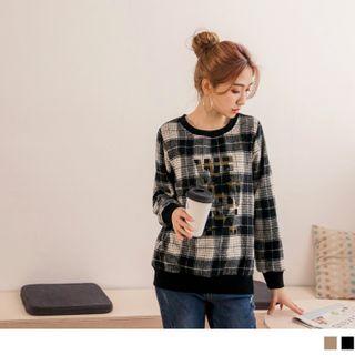 Lettering Plaid Top