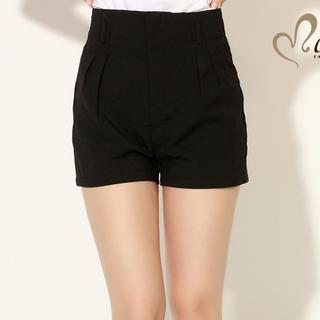 High-waist Pleated Shorts