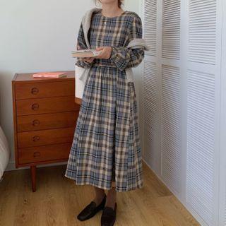 Puff-sleeve Plaid Midi A-line Dress Plaid - Blue & Almond - One Size