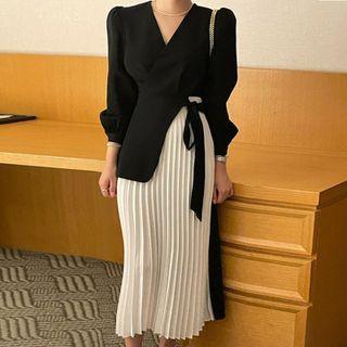 Long-sleeve V-neck Mock Two-piece Pleated Dress Black - One Size