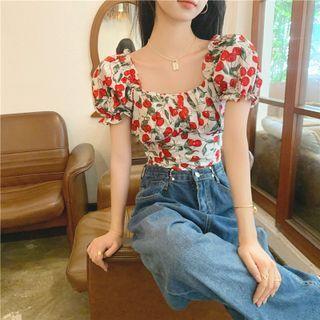 Short-sleeve Square-neck Slim-fit Top