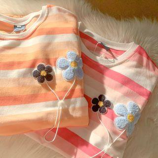 Short-sleeve Flower Striped Top