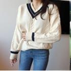 Contrast Trim Cable Knit V-neck Sweater