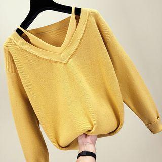 Cut-out V-neck Sweater