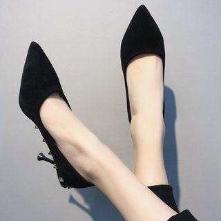 Pointed Stud Pumps