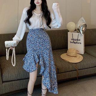 Long-sleeve Plain T-shirt / Floral Midi Skirt