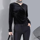 Nail Velvet V-neck Shirt Black - One Size