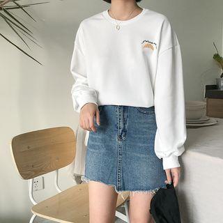 Croissant Embroidery Sweatshirt