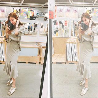 Set: Elbow-sleeve T-shirt + Long Mermaid Skirt