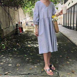 Open Back 3/4 Sleeve Midi Dress