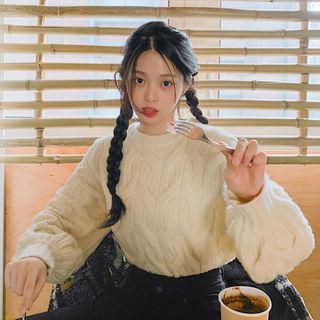 Crewneck Woo Blend Cable Sweater