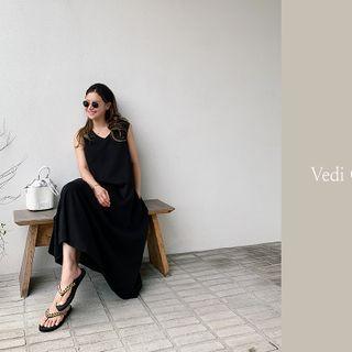 V-neck Plain Long Swing Dress