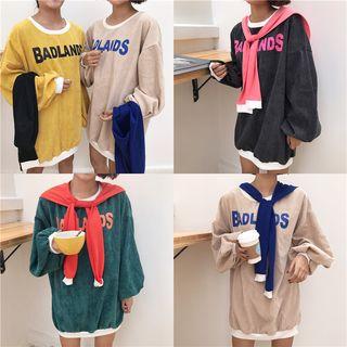 Set: Lettering Pullover Dress + Scarf