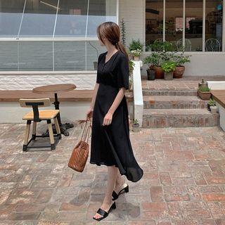 [lovb] Crepe Midi Shirtwaist Dress