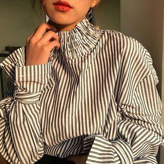 Pinstripe Puff-sleeve Blouse