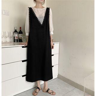 Sleeveless Lace Trim V-neck Dress