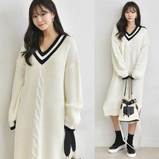 Striped V-neck Slit-hem Midi Knit Dress