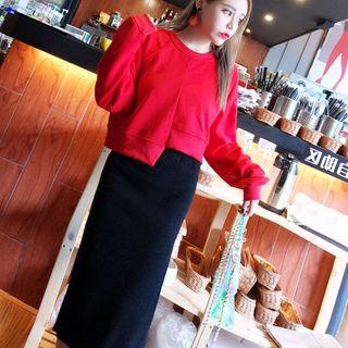 Set: Sweatshirt + Knit Midi Skirt