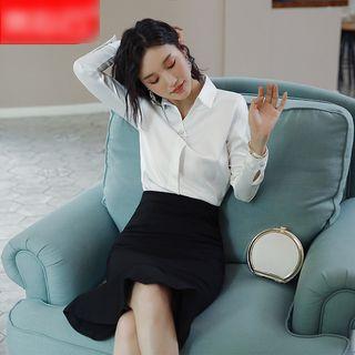 Work Shirt / A-line Skirt / Pencil Skirt / Brooch / Set