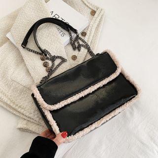 Fleece Trim Flap Chain Shoulder Bag Black - One Size